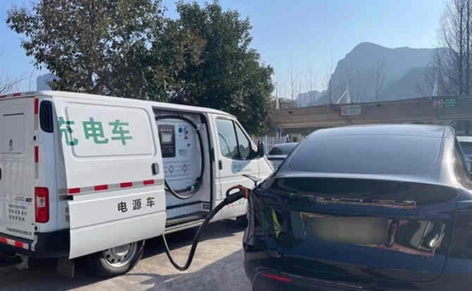 甘孜汽车搭电