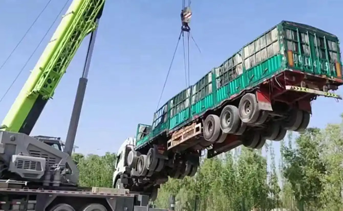 甘孜道路脱困救援案例